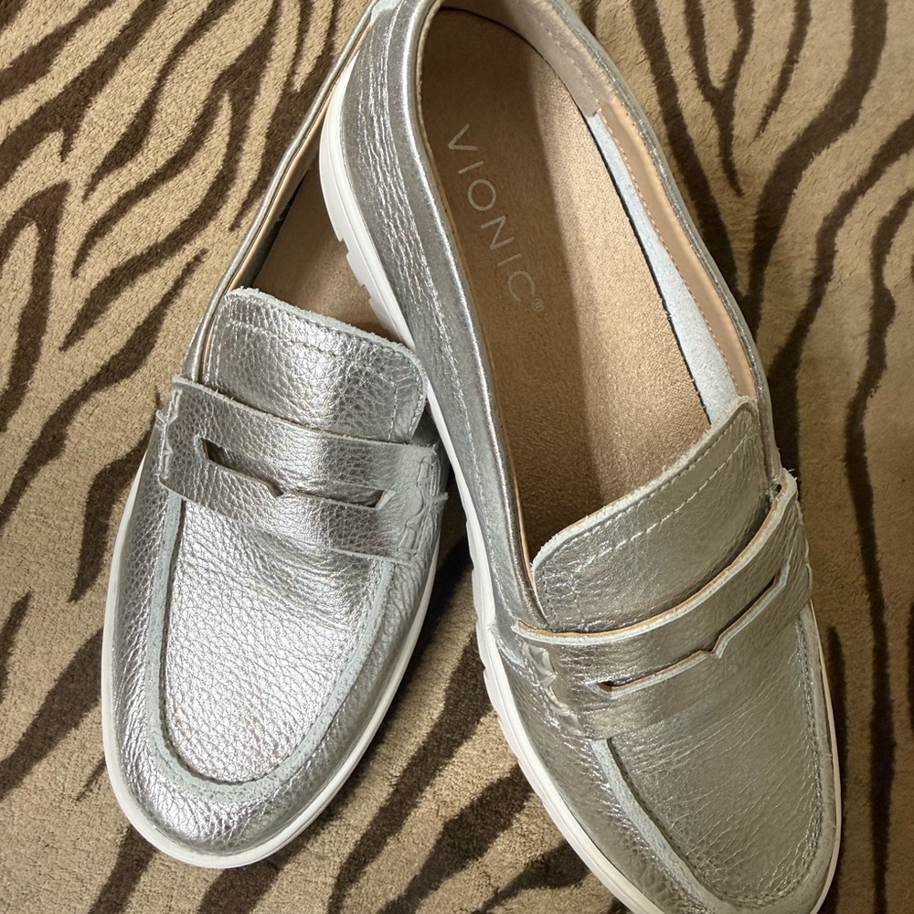 Vionic Uptown Metallic Silver Loafers